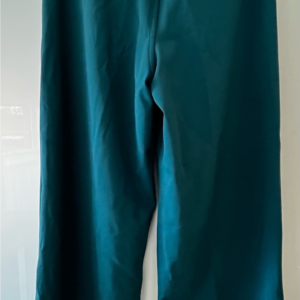 Halara Flex™ DayStretch High
Waisted Pocket Straight Leg Work Small - Picture 8 of 11